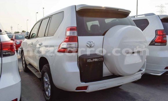 Comprar Importar Toyota Prado Branco Carro em Import - Dubai em Cabo Delgado Comprar Importar Toyota Prado Branco Carro em Import - Dubai em Cabo Delgado