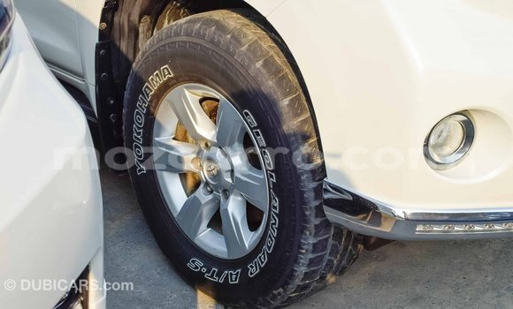 Comprar Importar Toyota Prado Branco Carro em Import - Dubai em Cabo Delgado Comprar Importar Toyota Prado Branco Carro em Import - Dubai em Cabo Delgado