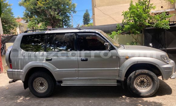 Nunua Ilio tumika Toyota Land Cruiser Prado Nyingine Gari ndani ya Maputo nchini Maputo Nunua Ilio tumika Toyota Land Cruiser Prado Nyingine Gari ndani ya Maputo nchini Maputo