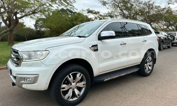 Comprar Usado Ford Everest Branco Carro em Maputo em Maputo Comprar Usado Ford Everest Branco Carro em Maputo em Maputo