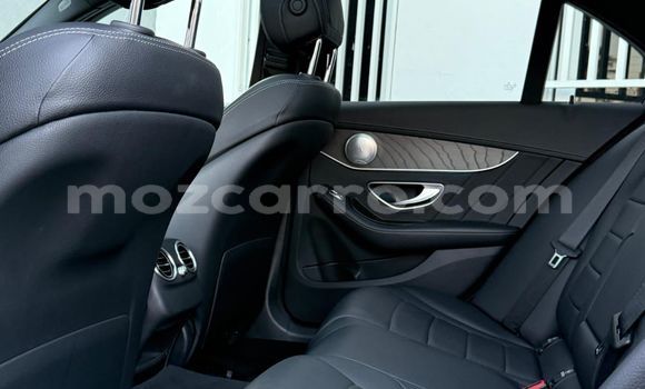 Comprar Usado Mercedes-Benz C-Classe Branco Carro em Maputo em Maputo Comprar Usado Mercedes-Benz C-Classe Branco Carro em Maputo em Maputo