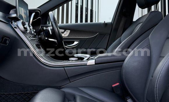 Comprar Usado Mercedes-Benz C-Classe Branco Carro em Maputo em Maputo Comprar Usado Mercedes-Benz C-Classe Branco Carro em Maputo em Maputo