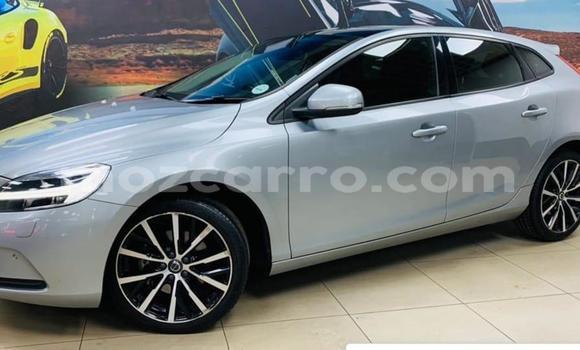 Buy Used Volvo 300 Series Silver Car in Maputo in Maputo Buy Used Volvo 300 Series Silver Car in Maputo in Maputo