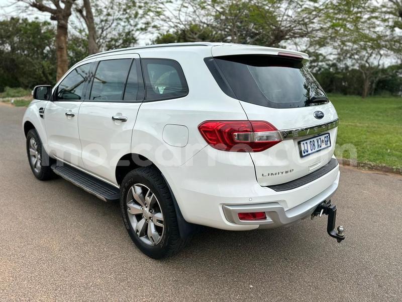 Big with watermark ford everest maputo maputo 34005