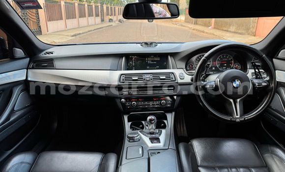 Comprar Usado BMW M5 Azul Carro em Maputo em Maputo Comprar Usado BMW M5 Azul Carro em Maputo em Maputo