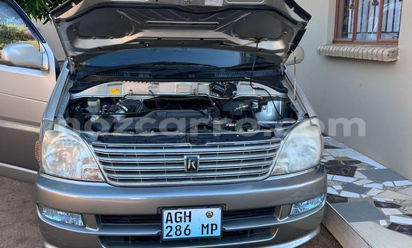 Tenga Tsaru Toyota Regius Zvimwe Mota in Maputo in Maputo Tenga Tsaru Toyota Regius Zvimwe Mota in Maputo in Maputo