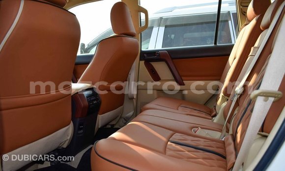 Nunua Imported Toyota Prado Nyeupe Gari ndani ya Import - Dubai nchini Cabo Delgado Nunua Imported Toyota Prado Nyeupe Gari ndani ya Import - Dubai nchini Cabo Delgado