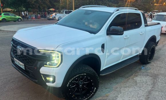 Nunua Ilio tumika Ford Ranger Nyeupe Gari ndani ya Maputo nchini Maputo