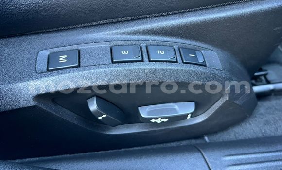 Buy Used Volvo V40 Blue Car in Maputo in Maputo Buy Used Volvo V40 Blue Car in Maputo in Maputo
