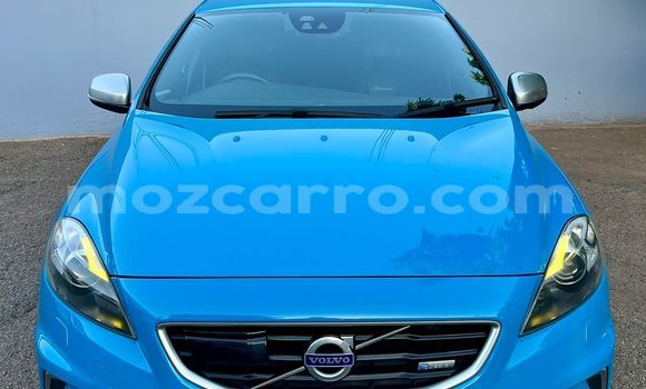 Buy Used Volvo V40 Blue Car in Maputo in Maputo Buy Used Volvo V40 Blue Car in Maputo in Maputo