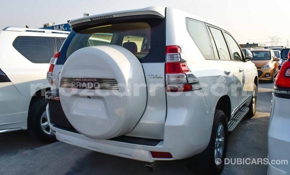 Nunua Imported Toyota Prado Nyeupe Gari ndani ya Import - Dubai nchini Cabo Delgado Nunua Imported Toyota Prado Nyeupe Gari ndani ya Import - Dubai nchini Cabo Delgado