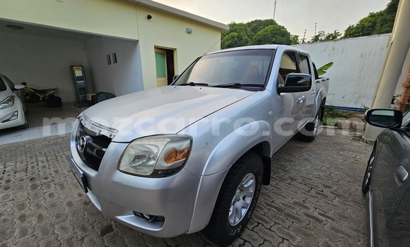 Tenga Tsaru Mazda BT-50 Zvimwe Mota in Maputo in Maputo Tenga Tsaru Mazda BT-50 Zvimwe Mota in Maputo in Maputo