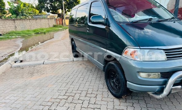 Tenga Tsaru Toyota Regius Zvimwe Mota in Maputo in Maputo Tenga Tsaru Toyota Regius Zvimwe Mota in Maputo in Maputo