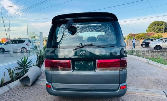 Tenga Tsaru Toyota Regius Zvimwe Mota in Maputo in Maputo Tenga Tsaru Toyota Regius Zvimwe Mota in Maputo in Maputo