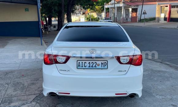 Comprar Usado Toyota Mark X Branco Carro em Maputo em Maputo Comprar Usado Toyota Mark X Branco Carro em Maputo em Maputo