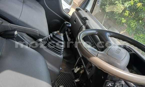 Tenga Tsaru Isuzu 117 Chena Mota in Maputo in Maputo Tenga Tsaru Isuzu 117 Chena Mota in Maputo in Maputo