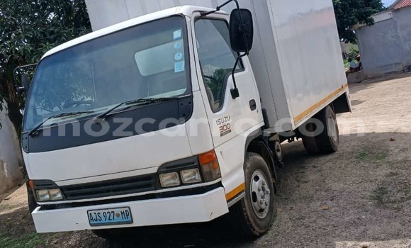 Tenga Tsaru Isuzu 117 Chena Mota in Maputo in Maputo Tenga Tsaru Isuzu 117 Chena Mota in Maputo in Maputo