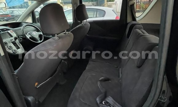 Comprar Usado Toyota Ractis Preto Carro em Maputo em Maputo Comprar Usado Toyota Ractis Preto Carro em Maputo em Maputo