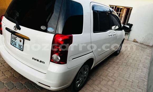 Comprar Usado Toyota Raum Branco Carro em Maputo em Maputo Comprar Usado Toyota Raum Branco Carro em Maputo em Maputo
