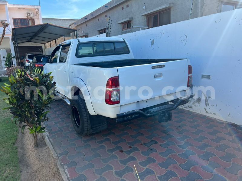 Big with watermark toyota hilux maputo maputo 34040