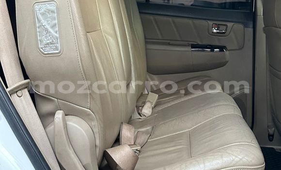 Nunua Ilio tumika Toyota Fortuner Nyeupe Gari ndani ya Maputo nchini Maputo Nunua Ilio tumika Toyota Fortuner Nyeupe Gari ndani ya Maputo nchini Maputo