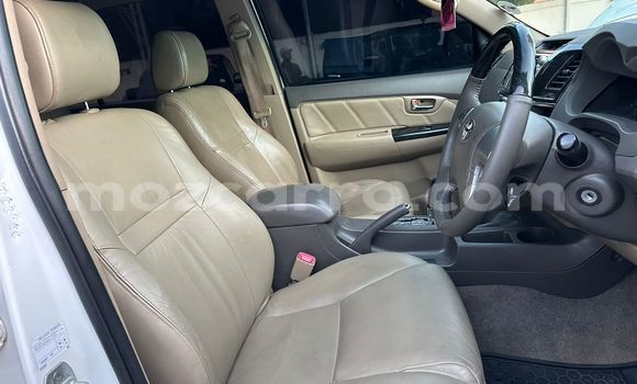 Nunua Ilio tumika Toyota Fortuner Nyeupe Gari ndani ya Maputo nchini Maputo Nunua Ilio tumika Toyota Fortuner Nyeupe Gari ndani ya Maputo nchini Maputo