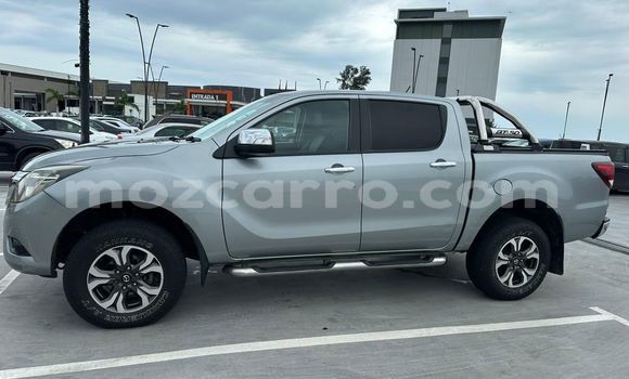 Comprar Usado Mazda BT-50 De outros Carro em Maputo em Maputo Comprar Usado Mazda BT-50 De outros Carro em Maputo em Maputo