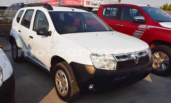 Comprar Importar Renault Duster Branco Carro em Import - Dubai em Cabo Delgado