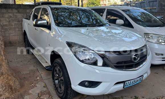 Tenga Tsaru Mazda BT-50 Chena Mota in Maputo in Maputo Tenga Tsaru Mazda BT-50 Chena Mota in Maputo in Maputo