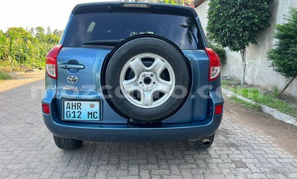 Buy Used Toyota RAV4 Blue Car in Maputo in Maputo Buy Used Toyota RAV4 Blue Car in Maputo in Maputo