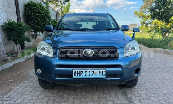 Buy Used Toyota RAV4 Blue Car in Maputo in Maputo Buy Used Toyota RAV4 Blue Car in Maputo in Maputo