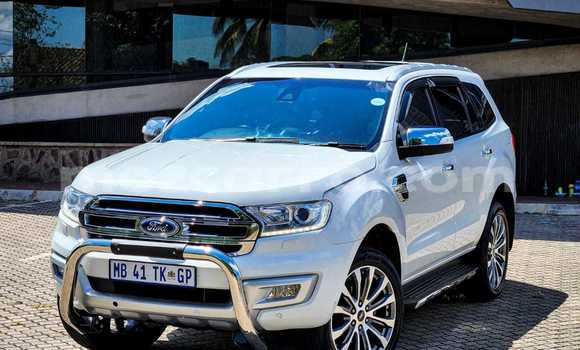 Comprar Usado Ford Everest Branco Carro em Maputo em Maputo Comprar Usado Ford Everest Branco Carro em Maputo em Maputo