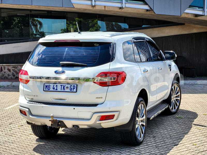 Big with watermark ford everest maputo maputo 34106