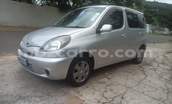 Comprar Usado Toyota FunCargo Prata Carro em Maputo em Maputo Comprar Usado Toyota FunCargo Prata Carro em Maputo em Maputo
