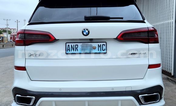 Comprar Novo BMW X5 M Branco Carro em Maputo em Maputo Comprar Novo BMW X5 M Branco Carro em Maputo em Maputo