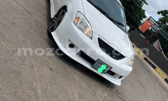 Comprar Usado Toyota Runx Branco Carro em Maputo em Maputo Comprar Usado Toyota Runx Branco Carro em Maputo em Maputo