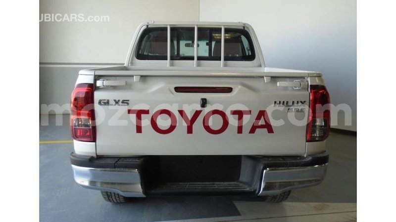 Big with watermark toyota hilux cabo delgado import dubai 5725