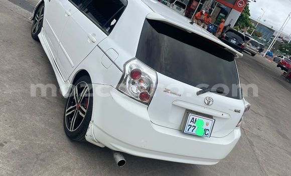 Comprar Usado Toyota Runx Branco Carro em Maputo em Maputo Comprar Usado Toyota Runx Branco Carro em Maputo em Maputo