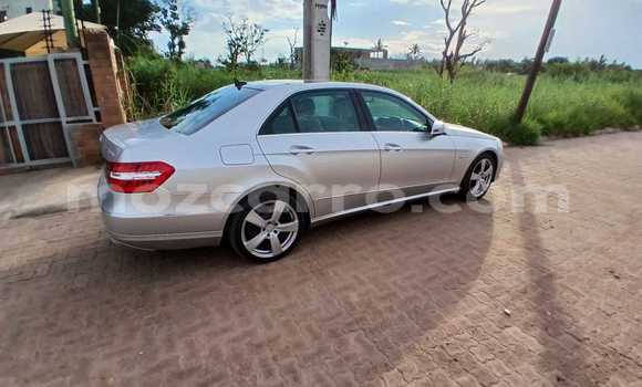 Nunua Ilio tumika Mercedes‒Benz E-Class Nyingine Gari ndani ya Maputo nchini Maputo Nunua Ilio tumika Mercedes‒Benz E-Class Nyingine Gari ndani ya Maputo nchini Maputo