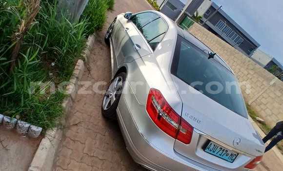 Nunua Ilio tumika Mercedes‒Benz E-Class Nyingine Gari ndani ya Maputo nchini Maputo Nunua Ilio tumika Mercedes‒Benz E-Class Nyingine Gari ndani ya Maputo nchini Maputo
