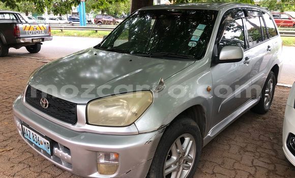 Nunua Ilio tumika Toyota RAV4 Nyingine Gari ndani ya Maputo nchini Maputo