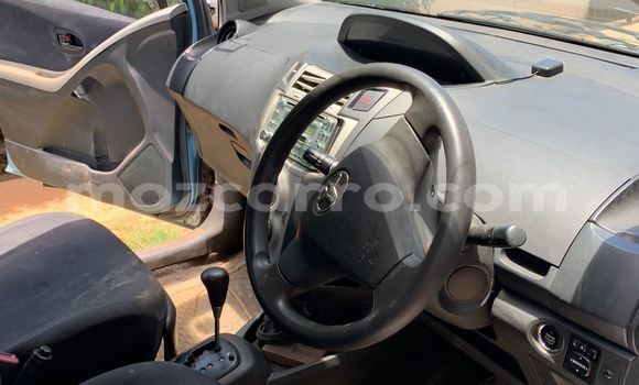 Comprar Usado Toyota Vitz Azul Carro em Maputo em Maputo Comprar Usado Toyota Vitz Azul Carro em Maputo em Maputo