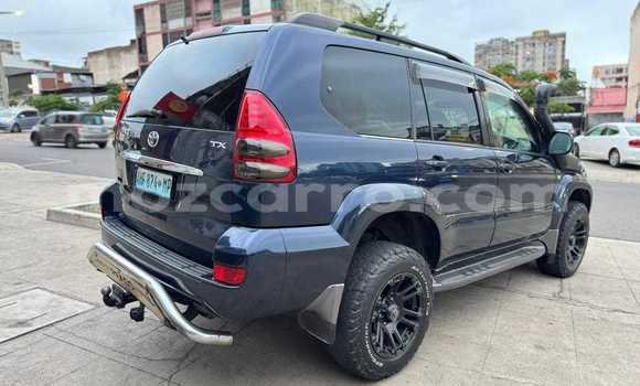 Buy Used Toyota Land Cruiser Prado Blue Car in Maputo in Maputo Buy Used Toyota Land Cruiser Prado Blue Car in Maputo in Maputo