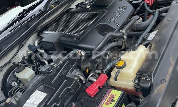 Tenga Tsaru Toyota Land Cruiser Prado Bhurawuni Mota in Maputo in Maputo Tenga Tsaru Toyota Land Cruiser Prado Bhurawuni Mota in Maputo in Maputo