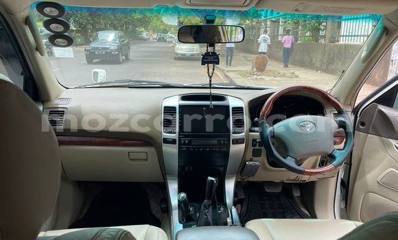 Tenga Tsaru Toyota Land Cruiser Prado Bhurawuni Mota in Maputo in Maputo Tenga Tsaru Toyota Land Cruiser Prado Bhurawuni Mota in Maputo in Maputo