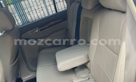 Tenga Tsaru Toyota Land Cruiser Prado Bhurawuni Mota in Maputo in Maputo Tenga Tsaru Toyota Land Cruiser Prado Bhurawuni Mota in Maputo in Maputo