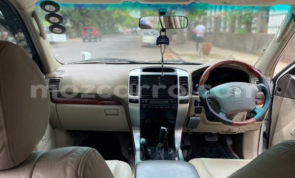 Tenga Tsaru Toyota Land Cruiser Prado Bhurawuni Mota in Maputo in Maputo Tenga Tsaru Toyota Land Cruiser Prado Bhurawuni Mota in Maputo in Maputo