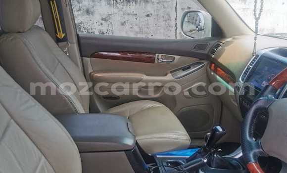 Nunua Mpya Toyota Land Cruiser Prado Nyeupe Gari ndani ya Maputo nchini Maputo Nunua Mpya Toyota Land Cruiser Prado Nyeupe Gari ndani ya Maputo nchini Maputo