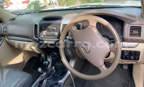Buy Used Toyota Land Cruiser Prado White Car in Maputo in Maputo Buy Used Toyota Land Cruiser Prado White Car in Maputo in Maputo