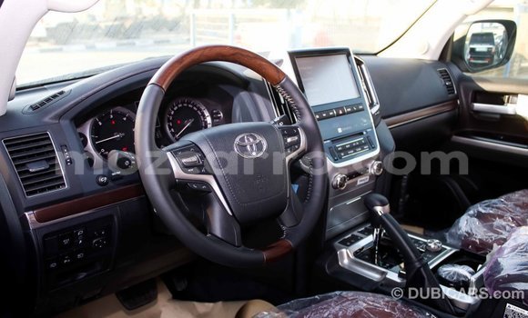 Comprar Importar Toyota Land Cruiser Preto Carro em Import - Dubai em Cabo Delgado Comprar Importar Toyota Land Cruiser Preto Carro em Import - Dubai em Cabo Delgado